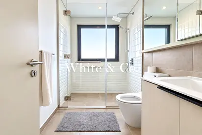 Spacious 2 Bed | Balcony | Modern Finish