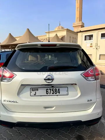 2015 Nissan X-Trail SE GCC Specs