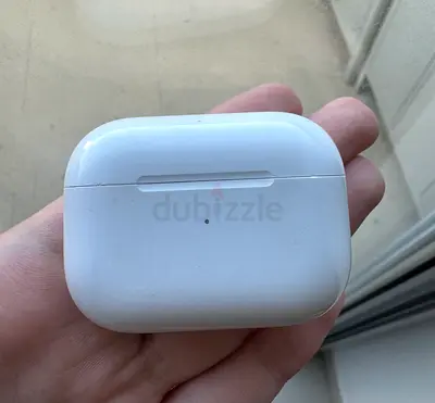 Apple AirPods Pro (1st gen) wireless charging case - good condition - lightning type charge