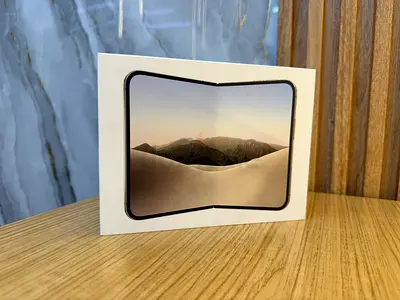 NEW IPHONE DUO 512GB STAR WHITE “ACTIVE”