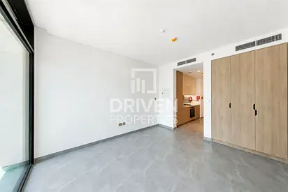 Brand New | Ready To Move In | Multiple Cheques