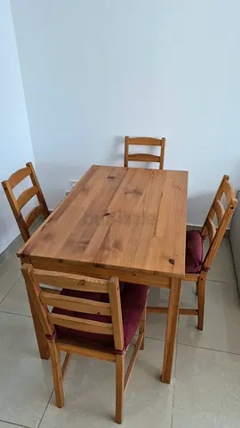 Solid Wood 4-Seater Dining Table with Cushioned Chairs