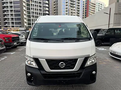 Nissan Urvan NV350 2022 GCC HIGROOF Good condition Accident free full auto matic one owner uase gcc