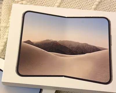 iPhone Duo Seal Packed with Invoice 256 GB Stardust