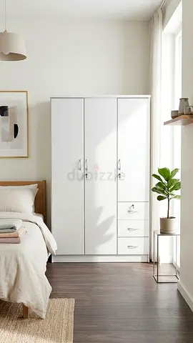 White 3-Door Wardrobe with Drawers — Good