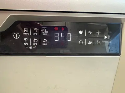 Dishwasher control panel - Hitashi (for parts or repair) غسالة اواني بحاله ممتازة