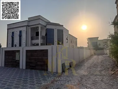 فيلا زاوية شارع و سكة على مساحة أرض 6200 قدم مربع و بناء 5700 قدم مربع شاملة مكيفات LG