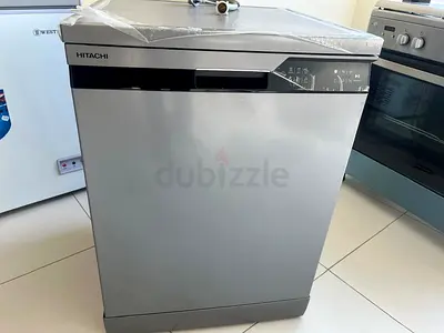 Hitachi Freestanding Dishwasher - Stainless Steel, Good Condition