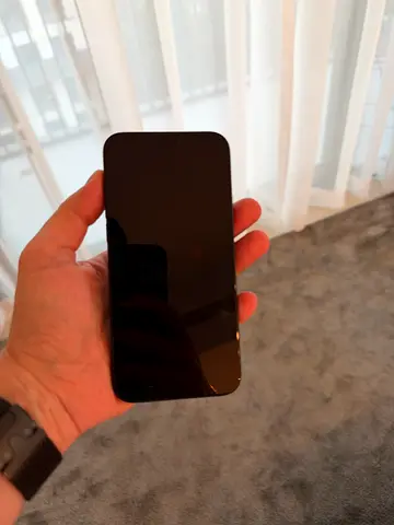 iPhone 15 Pro Max 256 in good condition - unlocked (black)