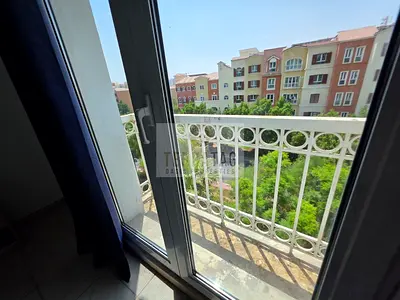 STUDIO FOR RENT WITH BALCONY CLOSED THE GARDEN METRO STATION