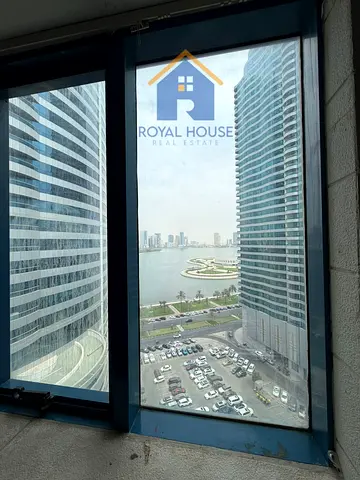 للبيع اكبر مساحة مع اتنين باركن