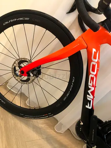 Pinarello Dogma F Ineos Grenadier team