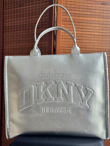 Large genuine Hadlee women's tote.