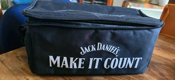 Official Jack Daniel’s Insulated Cooler Bag / Travel Shoulder Bag