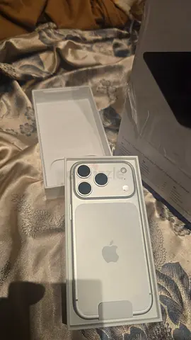 Iphone 17 pro 256GB ( not used )