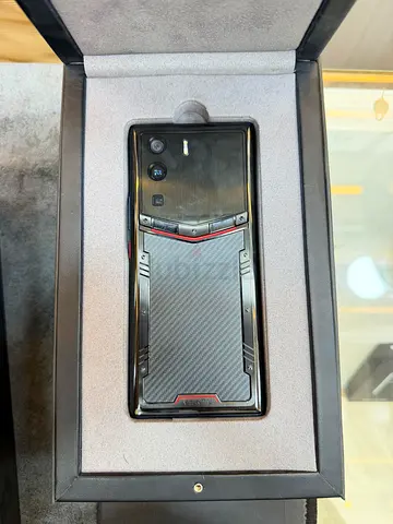 Vertu Metavertu 512GB with All Accessoires