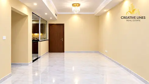 Near to Pond Park park// Fully Fitted kitchen luxury 1BHK Apartment// Gym, pool, parking available
